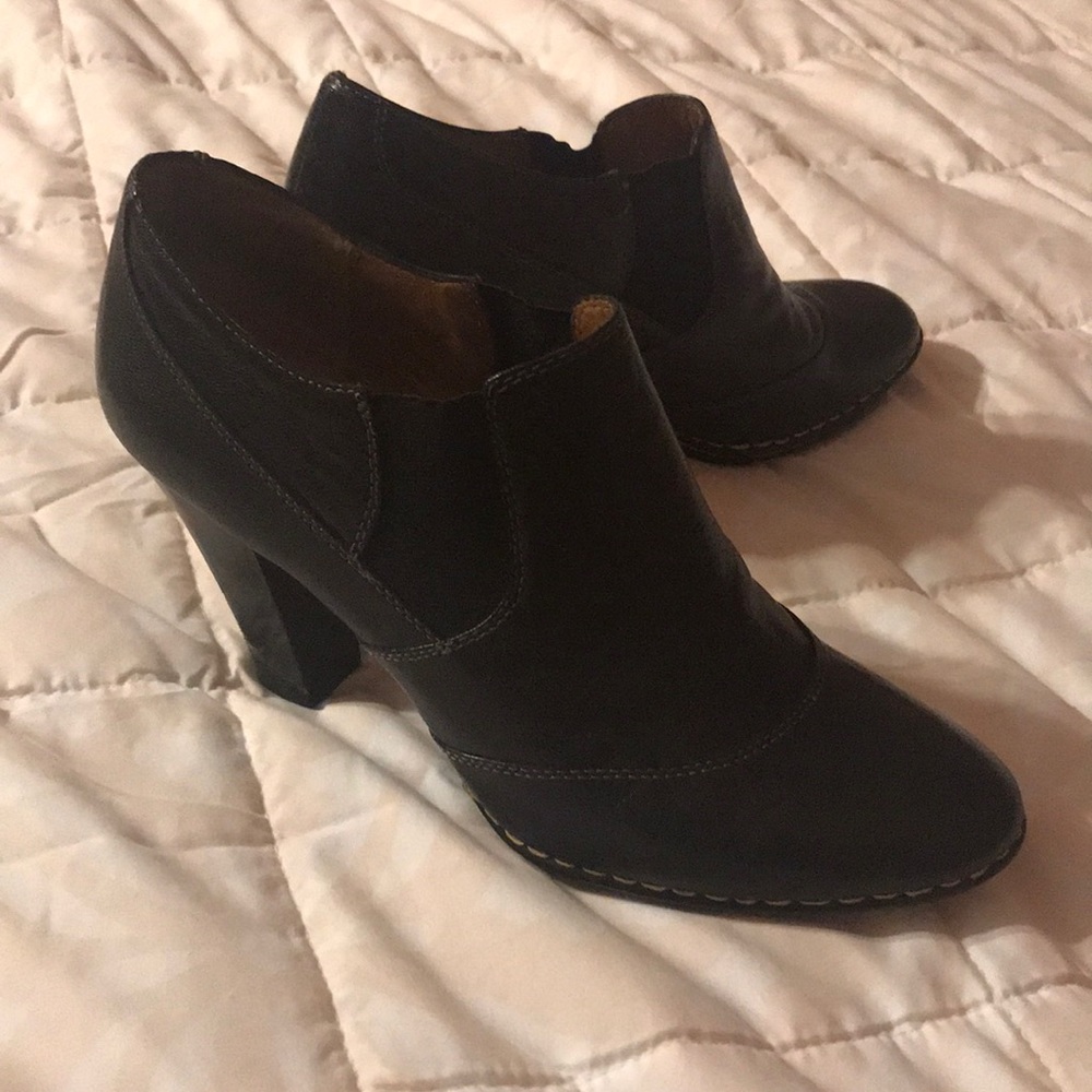 Leather ankle boots